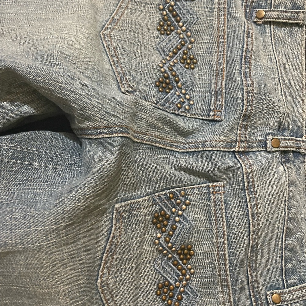 Flare jeans size 5!detail pocket
